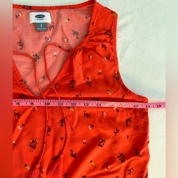 🎉Old Navy Pullover Sleeveless Red Floral Dress With Tassles at Neck Size Small - Picture 7 of 7